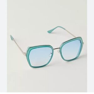 Free People Dara oversized  square sunglasses NWT